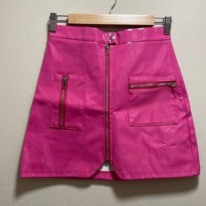 Clueless hot pink zipper vinyl patent leather sexy mini party skirt size small.
